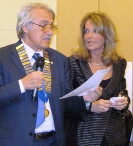 Il Presidente e la signora Paola ringraziano le "modelle" e tuttii presenti