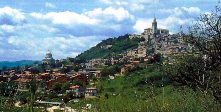 9 Novembre 2014 Visita a TODI e al CASTELLO DI TITIGNANO