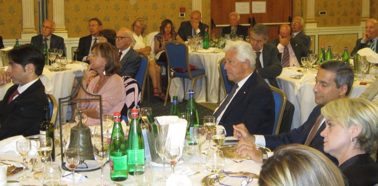 Conviviale di mercoledì 8 Luglio 2015